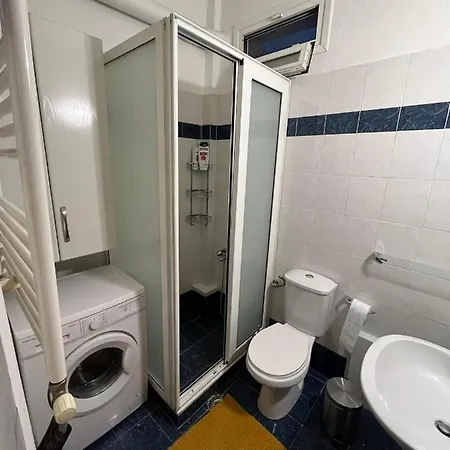 Xarris Apartment